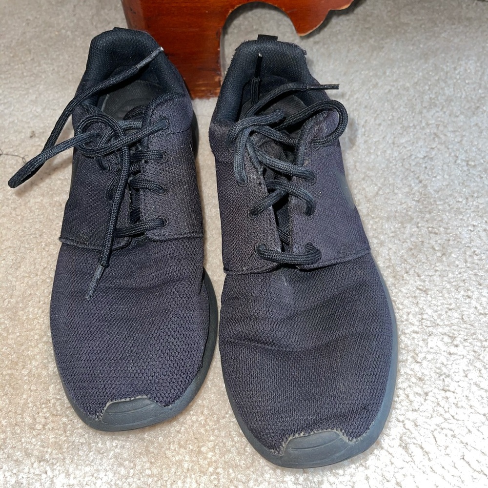 Nike Roshies - Picture 3 of 3